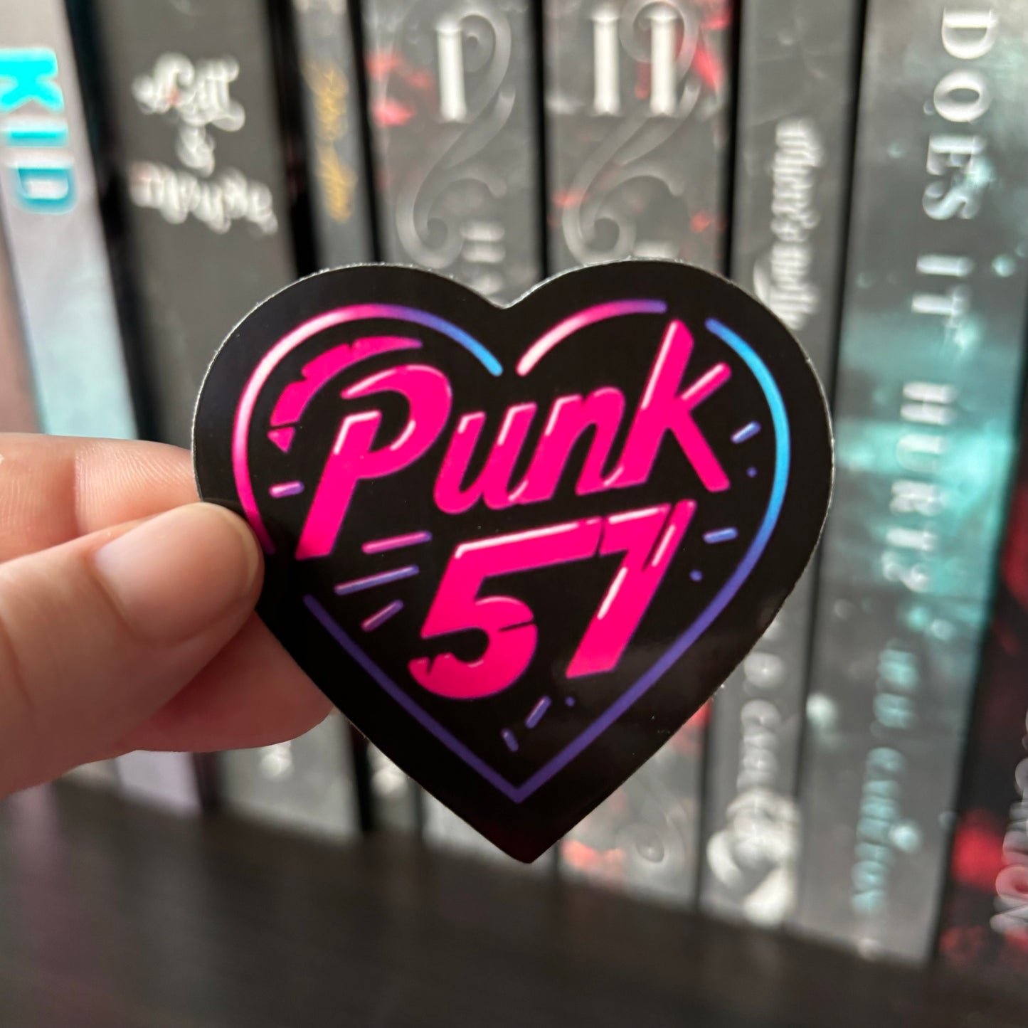 AUTOCOLLANT Coeur Punk 57