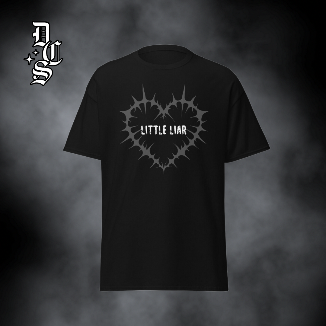 Little Liar - T-Shirt